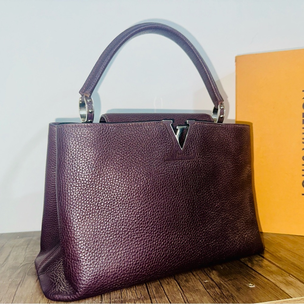 Louis Vuitton Capucines Mm bag